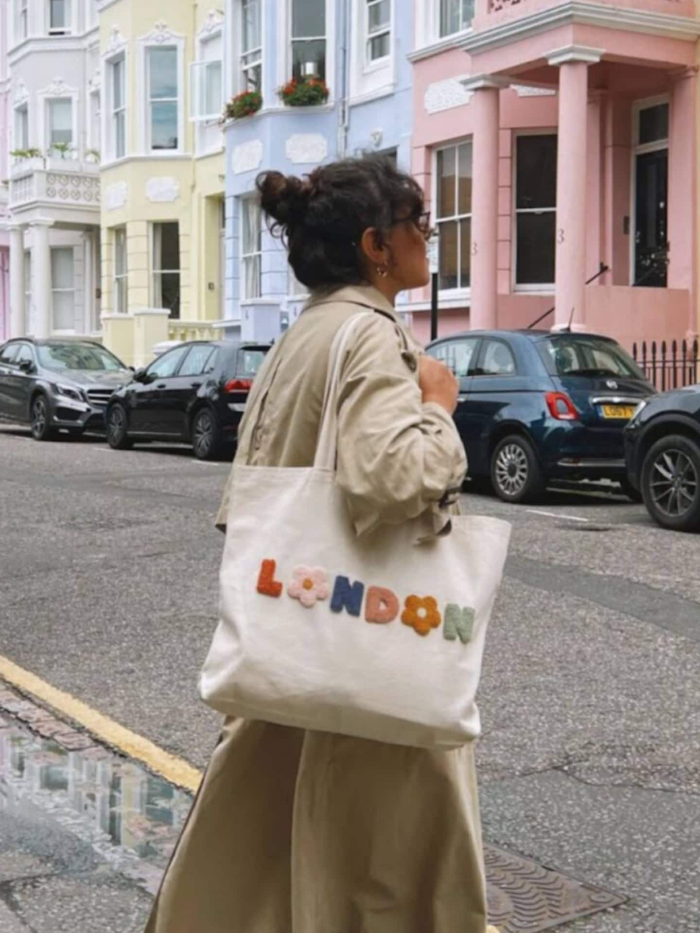 Make your own Punch Needle Tote Bag at a Cosy Cafe · ☆5.0