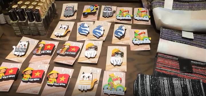 Punëtori për të bërë artizanate nga materiale të ricikluara