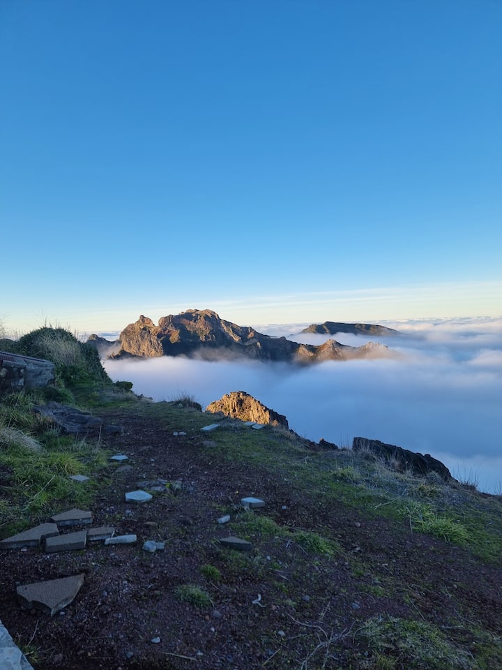 მზის ჩასვლა მადეირას მწვერვალზე