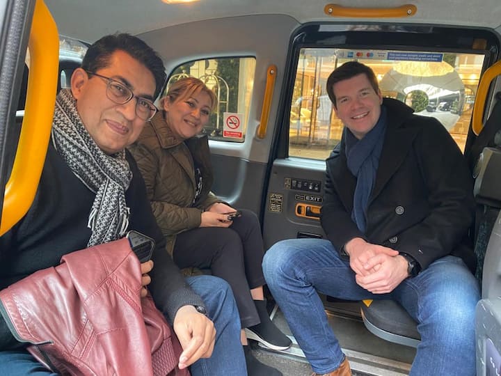 4-Hour London Rock and Roll Taxi Tour