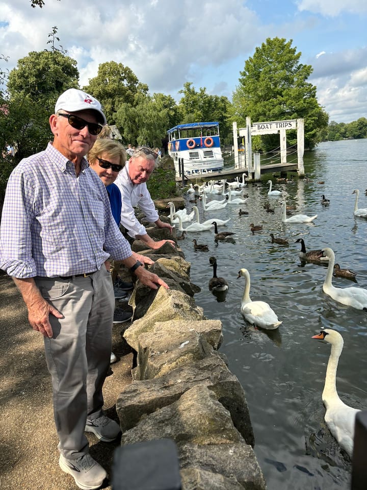 6-საათიანი კერძო ტური ტაქსით ვინძორის სამეფო სახლსავეთნო