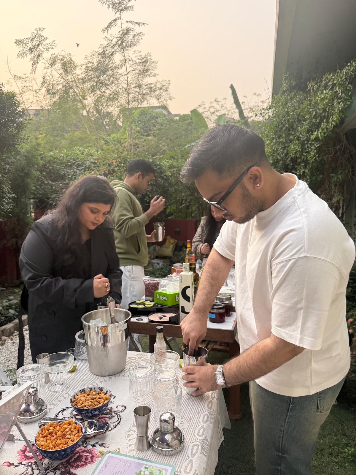 Cocktails, conversations & craft