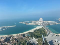 Visita la Gran Mezquita de Abu Dabi y el observatorio del zoco