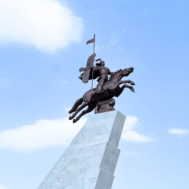 ბიშკეკის ცნობილი ღირსშესანიშნაობები და ისტორიები