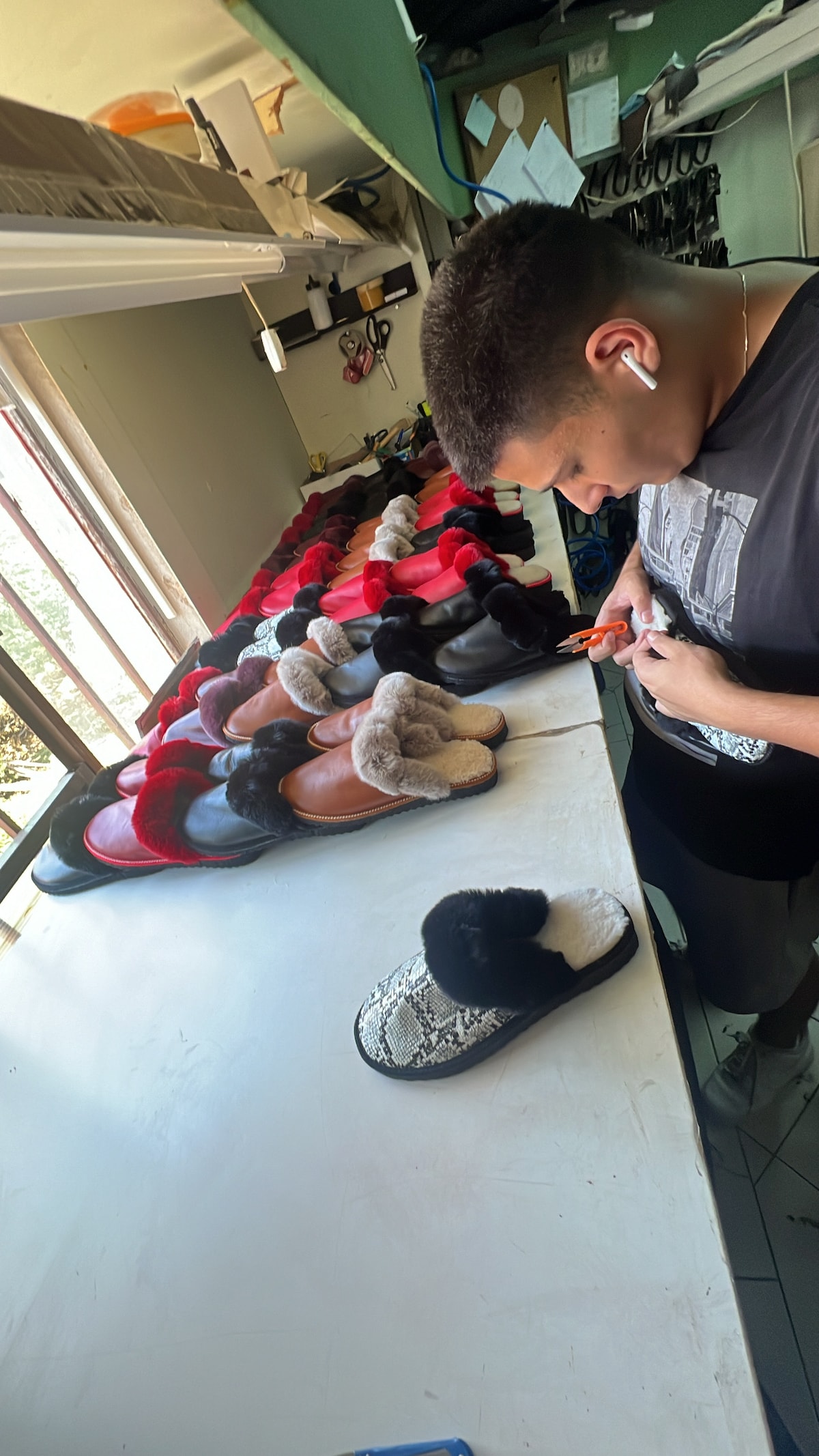 Create your own fur slippers
