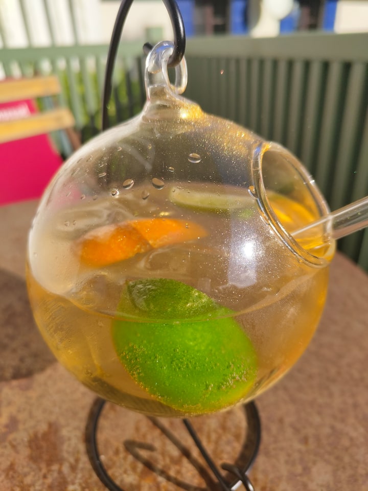 Урок по приготвяне на коктейли