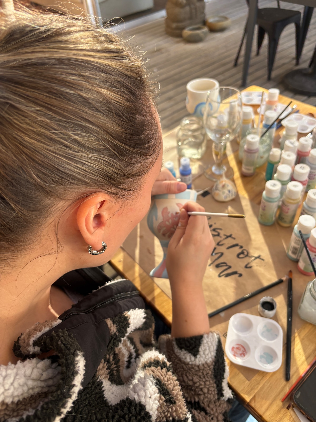 Pottery and wine in the Apalta Valley vineyard