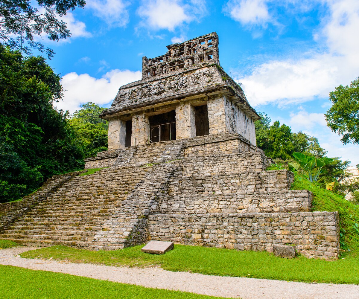 Sacred Maya Route: Palenque, Waterfalls & Selva