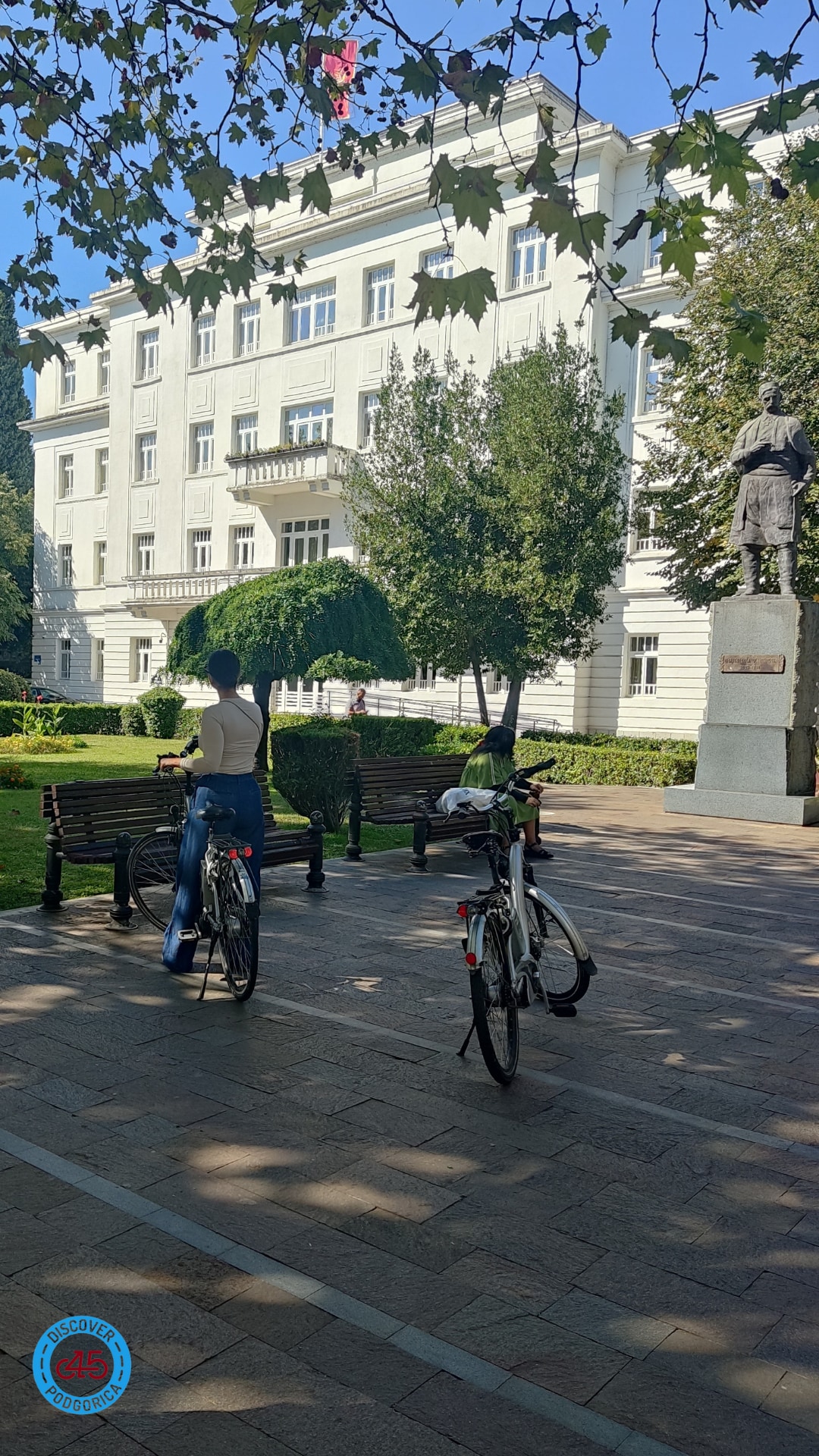 Podgorica by E-Bike: Culture, Hidden gems & Rivers
