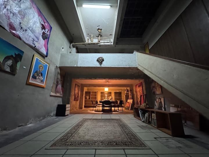 krijo veprën tënde të artit të udhëhequr nga një artist