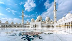 Budaya & Muzium Abu Dhabi Dengan Pemandu Tempatan