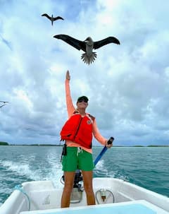 Aventura en kayak por la isla de los dientes de tiburón
