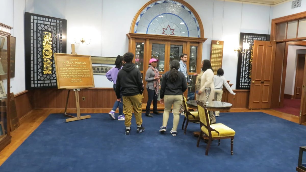 Hidden Gems Scavenger Hunt: History & Culture