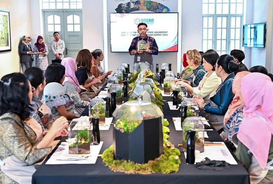 Terrarium Art Workshop