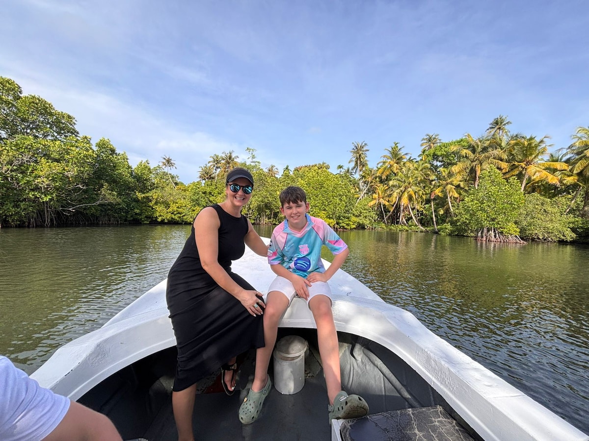 Koggala Lake Private Boat Safari & Cinnamon Island