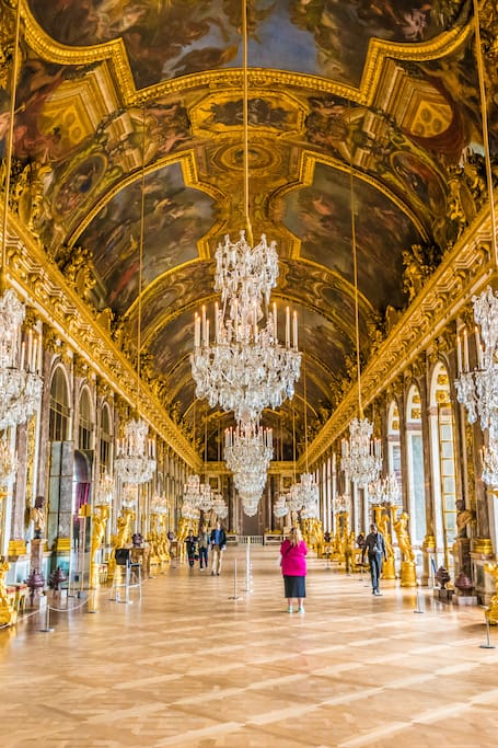 Versailles Palace & Gardens guided tour from Paris