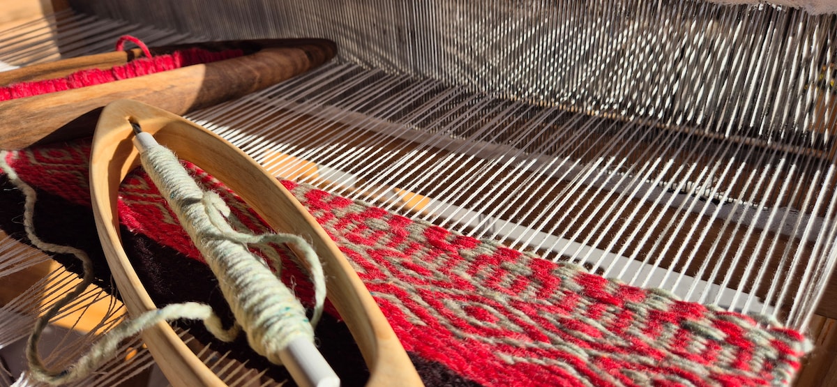 Learn Traditional Wool Hand Weaving in Ruse