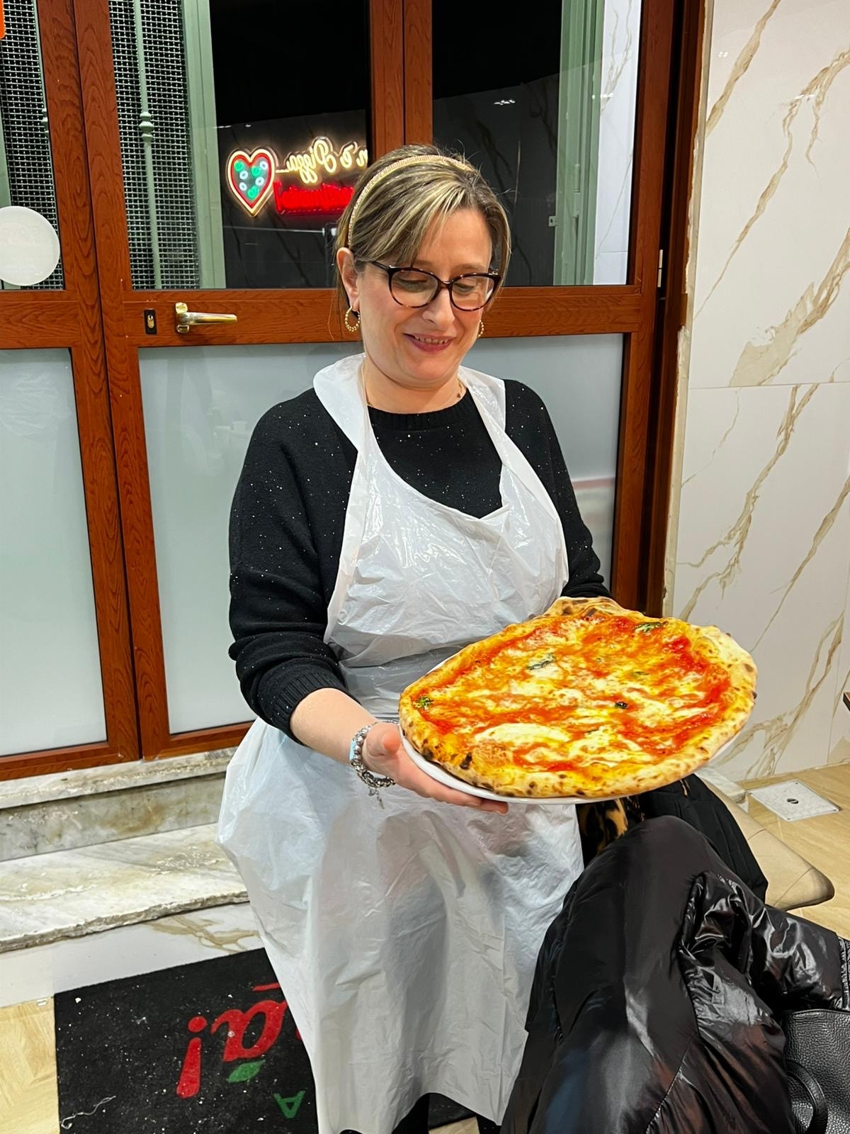 Learn how to make Neapolitan pizza and tiramisu