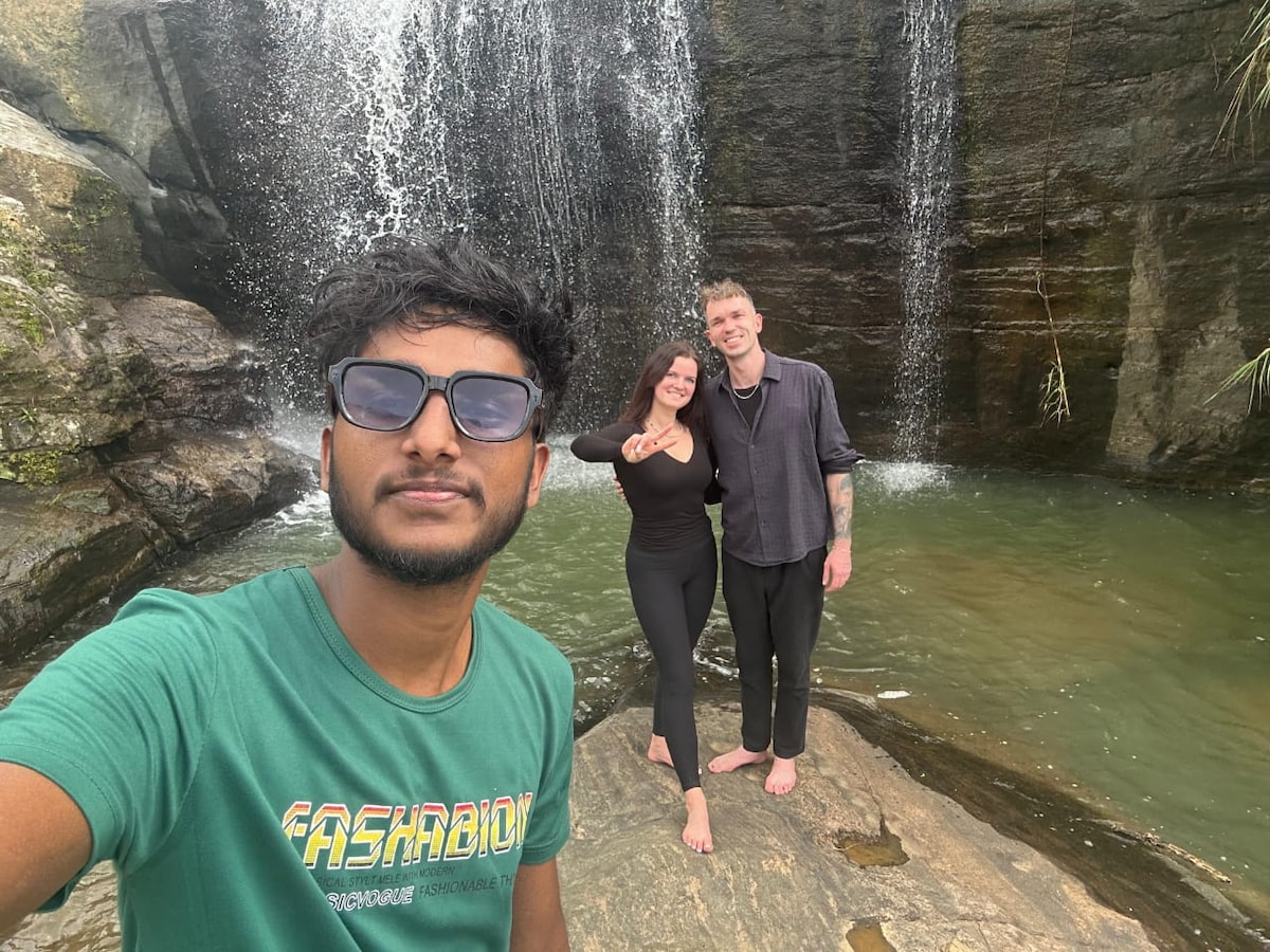 Nuwara Eliya Taste teas and secret waterfalls Tuk