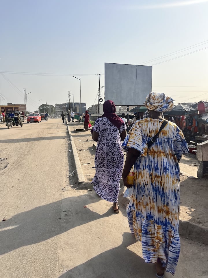 Открийте Абиджан, между модерността и традициите