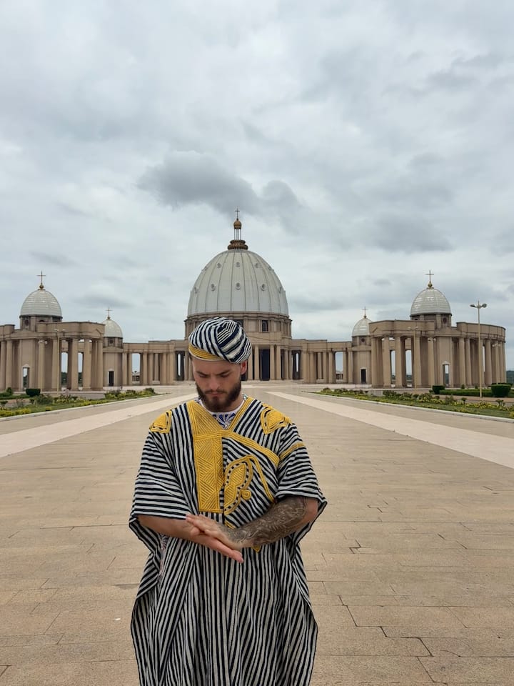 Открийте Абиджан, между модерността и традициите