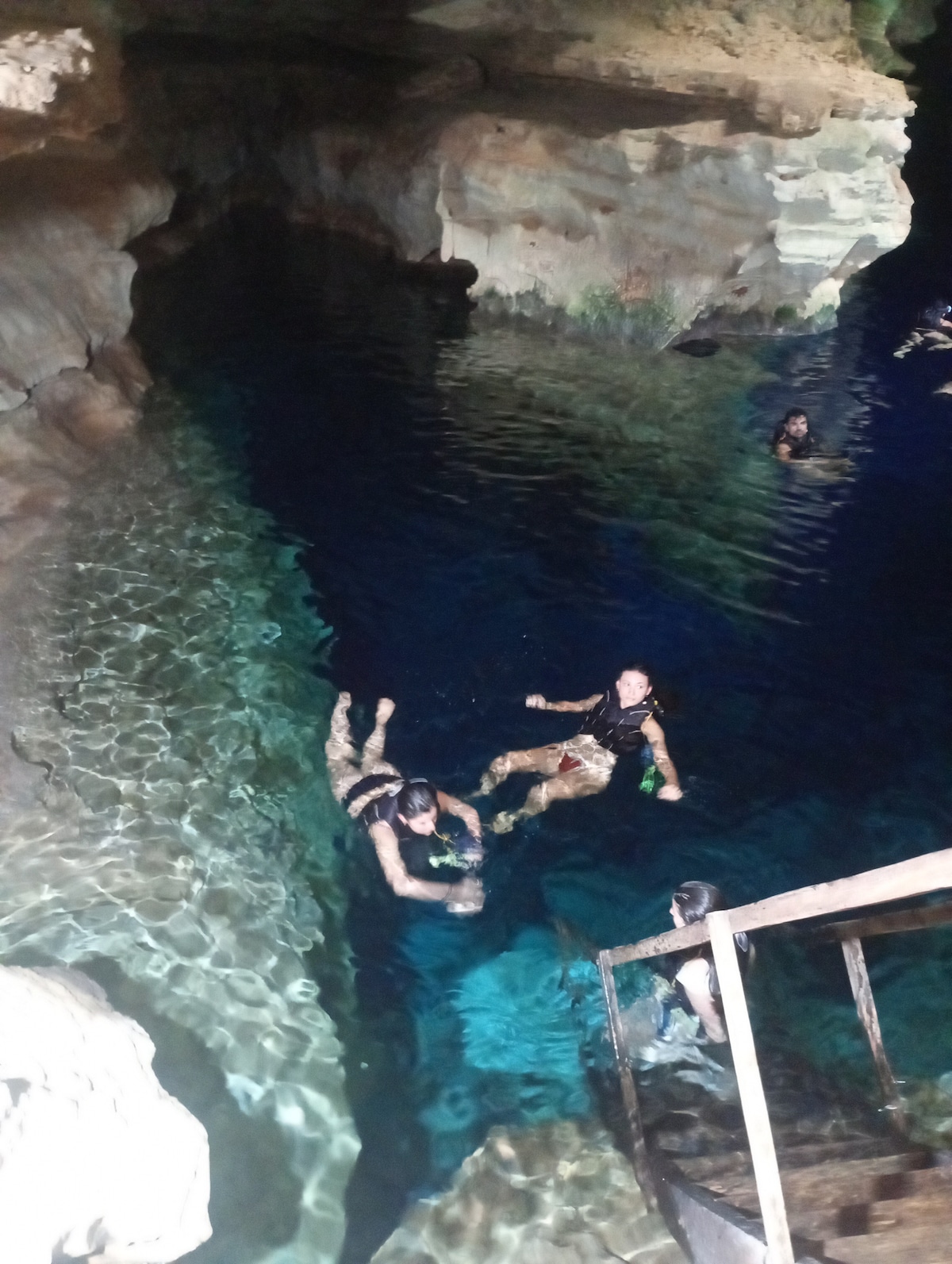 Adventure in Chapada: Poço Azul to Pai Inácio