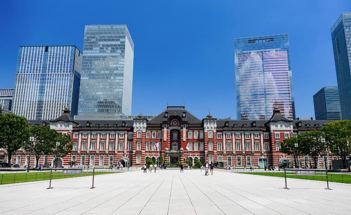 Посетете архитектурата и светилището на Отемачи в Токио