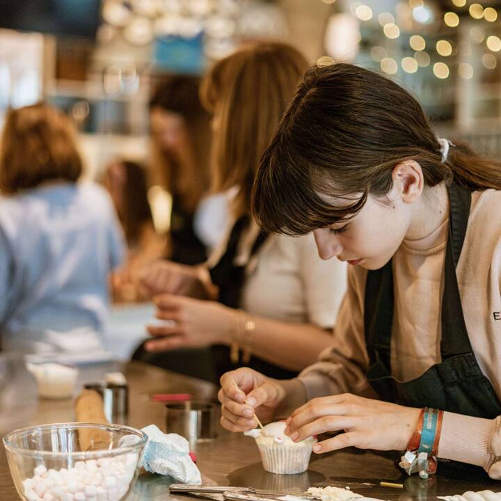 ქაფქეიქების დეკორირების ვორქშოპი გალათაში