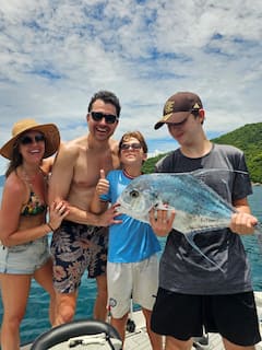 חוויית דיג פרטית בפאראטי - BogoFishing