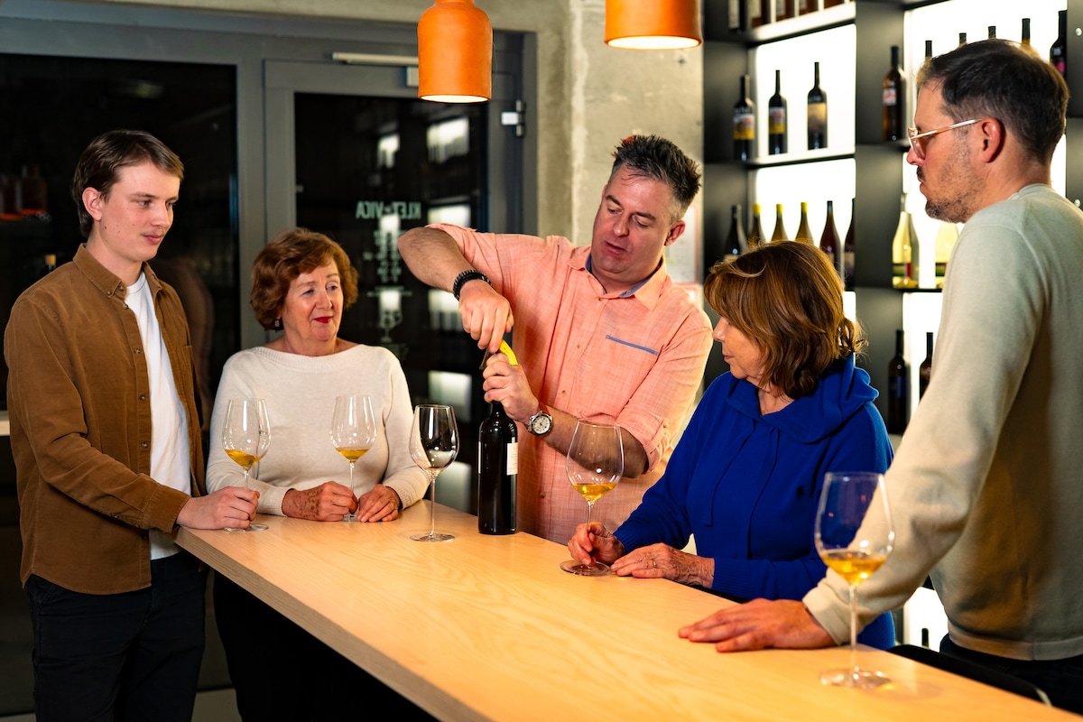 Bled: Orange Wine Tasting with Sommelier