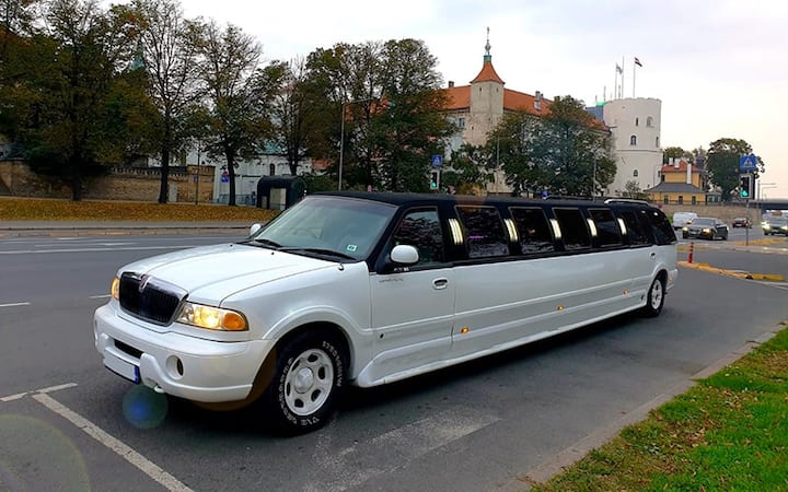 Круиз из Рига с частен луксозен навигатор