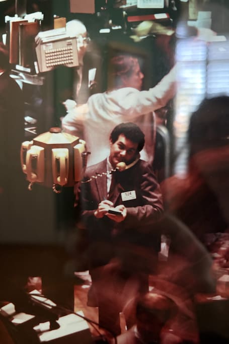 Trace Wall Street’s origins with a trader