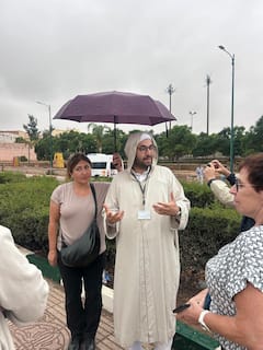 מפז: הליכה בעיר הקיסרית מקנס