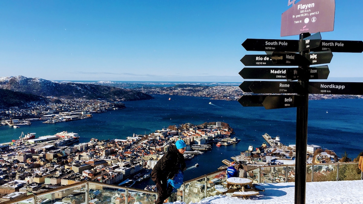 Uncover Fløyen’s trails with a guide