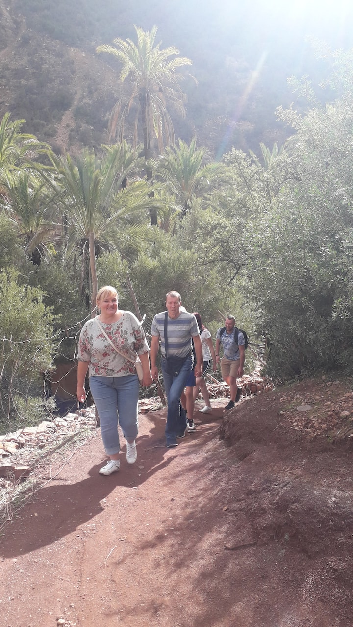 Paseo por las montañas y los pueblos de Marruecos