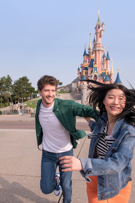 Disneyland® Paris: 1 Day 2 Parks with Transport