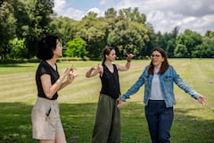 Parla con le mani: 
Italian Gestures Theatre