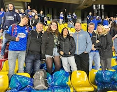 Vive un partido de fútbol en Bogotá como la gente local