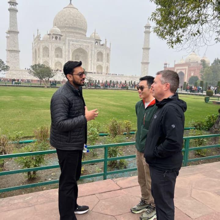 Еднодневна обиколка на Тадж Махал от Джайпур