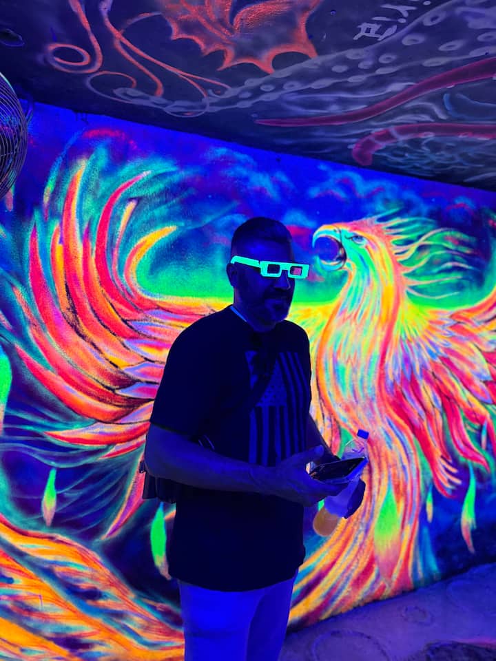 გრაფიტზე მეტი: მე-13 კომუნის ადამიანური ისტორია