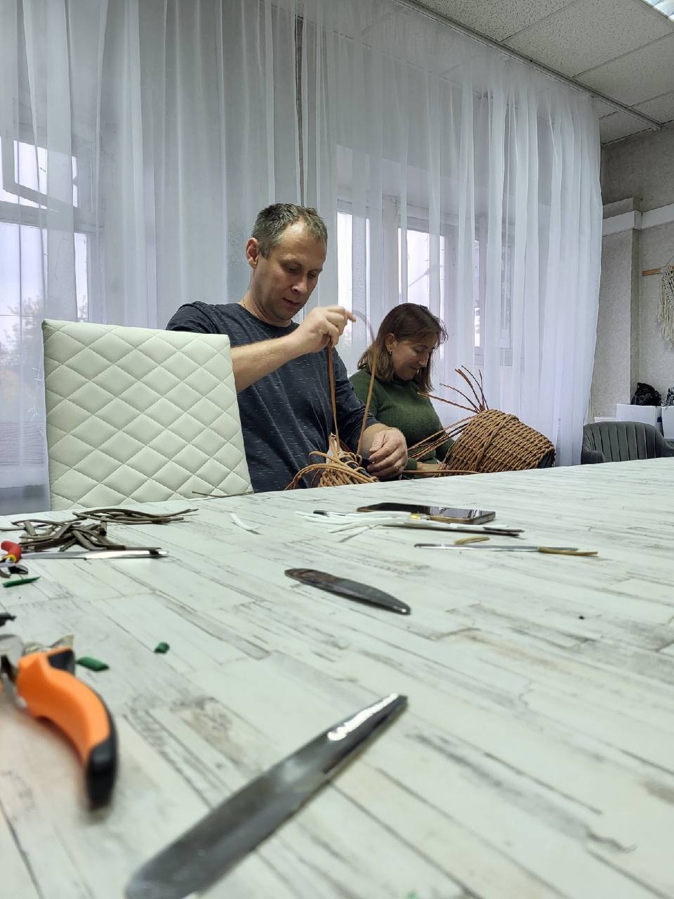 Craft intricate rattan pots by hand