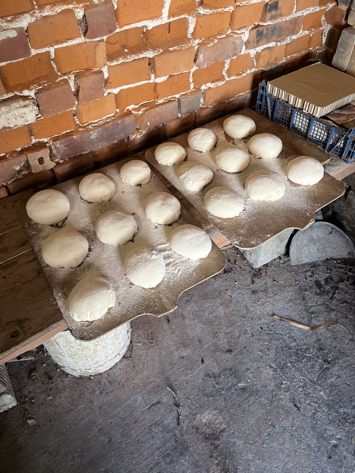 Preparation of traditional tarts flambées