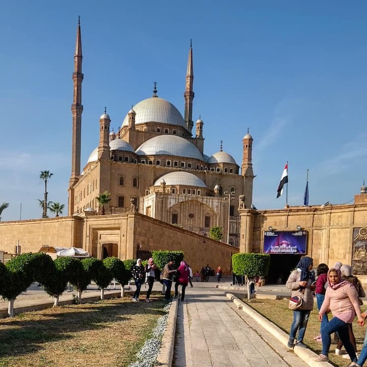 Открийте скритите съкровища на Кайро през нощта