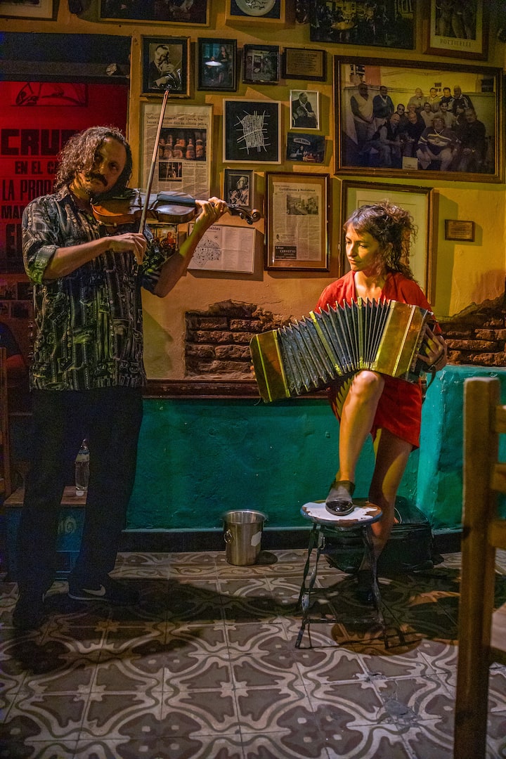 Soirée tango intime avec des locaux à Buenos Aires