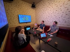 Descifrá el karaoke japonés: roles y rituales
