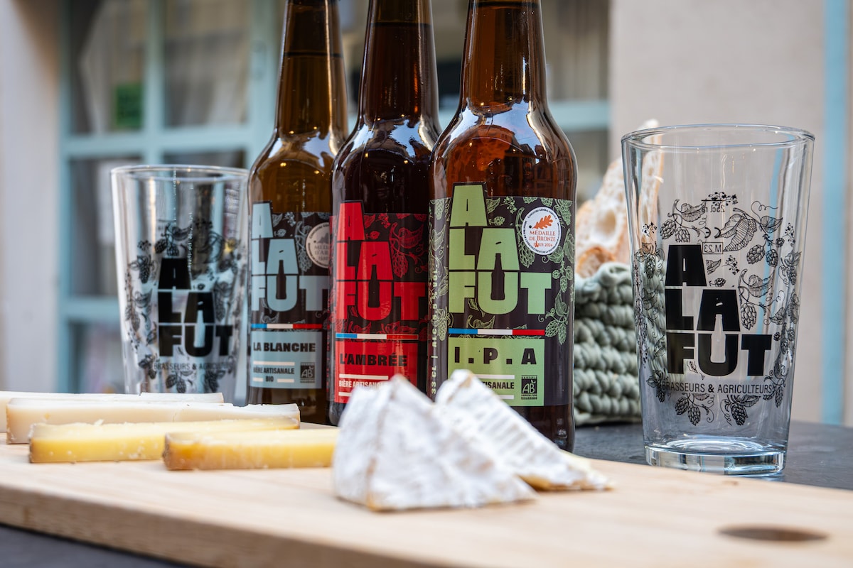 Local beers & French cheeses