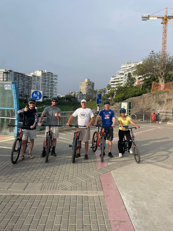 მშვიდი ველოტური მირაფლორესსა და ბარანკოში