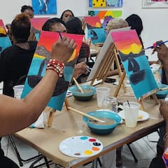 在托特包上绘制巴哈马艺术作品