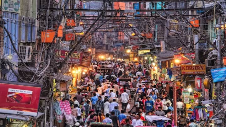 हुमायूनचा मकबरा, टुक टुक राईड, मसाला बाजार ब्राउझ करा