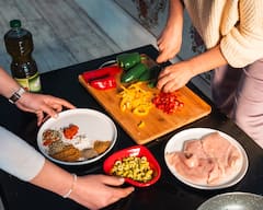 Preparar la cena con Zahya en una casa marroquí local